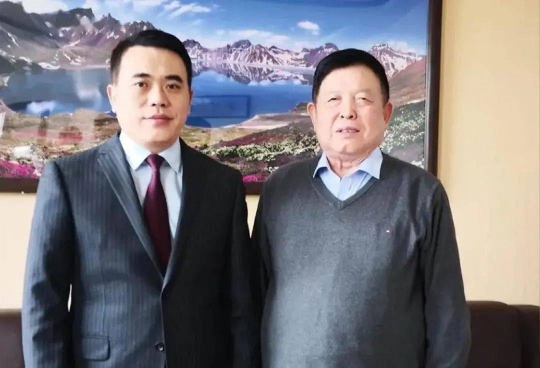 中国工程院院士,秸秆食用菌专家李玉与秸秆联盟理事长彭飞交流发展
