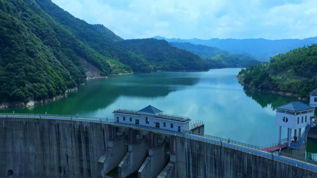 平湖雁田水库图片