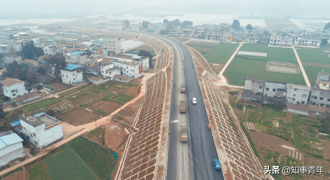 2021遂宁gdp_遂宁灯会2021图片