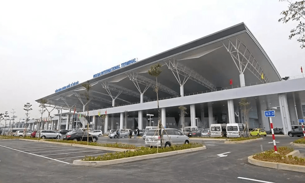 政府1月份例行记者会内排机场运行活动将不因机场人员新冠病毒检测而