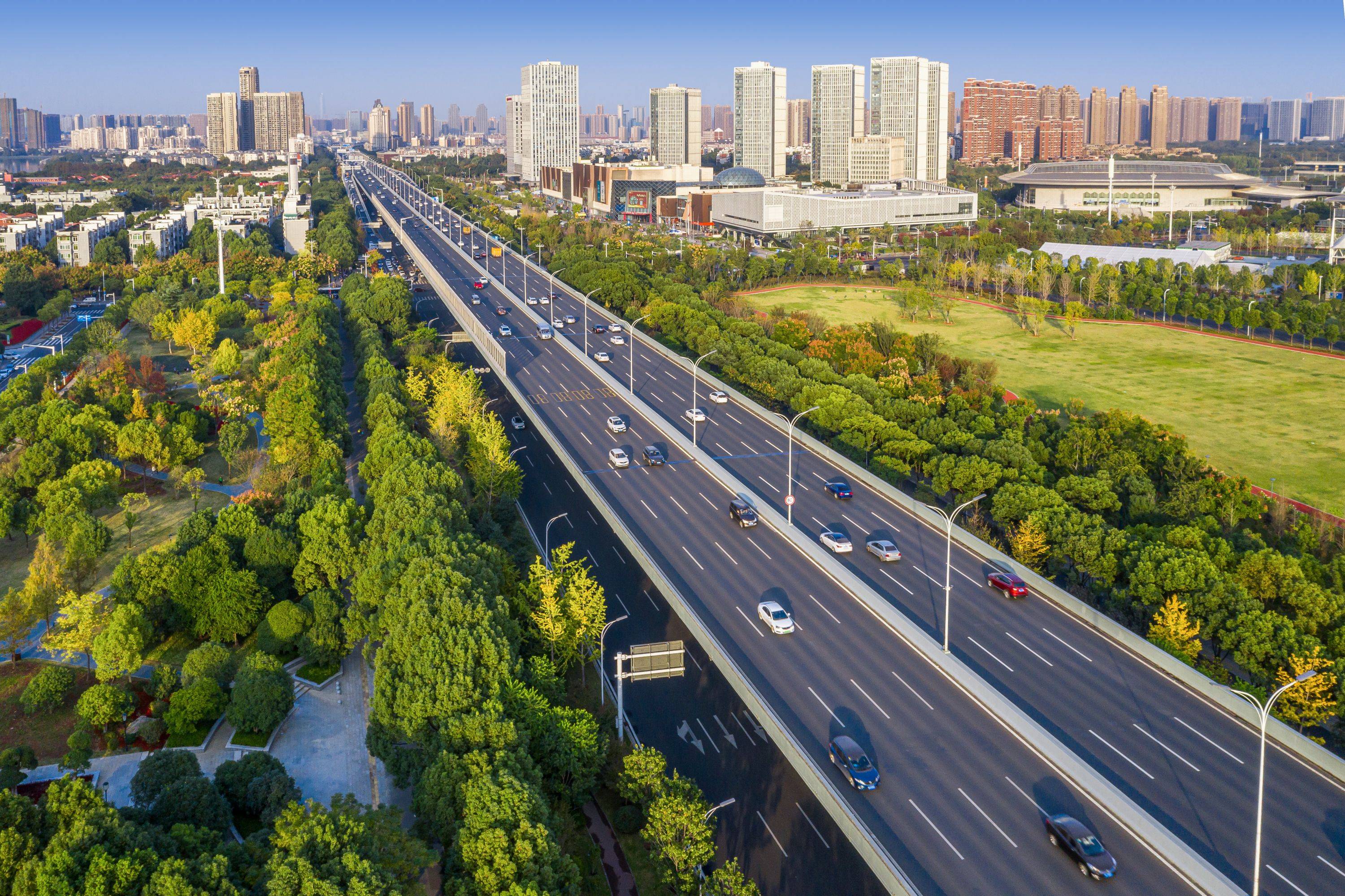 作为武汉市实体经济的主战场,工业经济的主引擎,武汉经开区,始终将