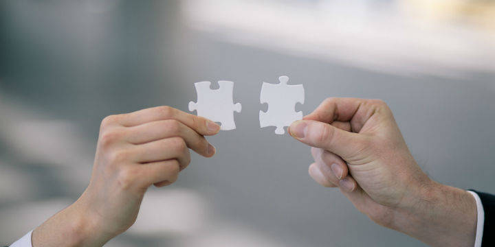 登云股份溢价864%收购实控人资产：“两套”