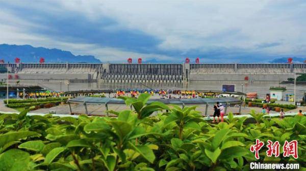 三峡大坝旅游区：春节期间每日最大承载量3万人