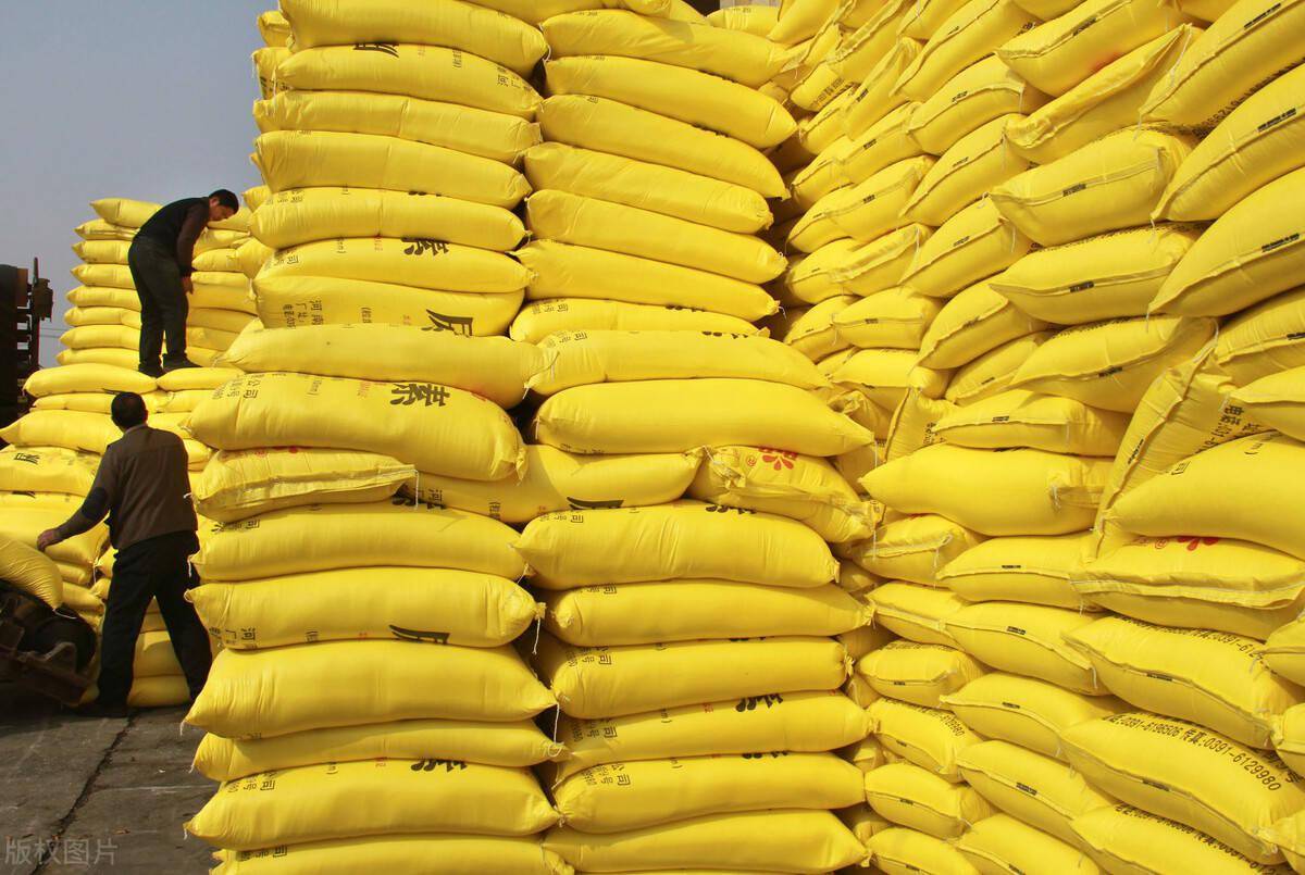 尿素一天涨百元!今年春耕备肥,农民又要多花钱!最新报价多少?