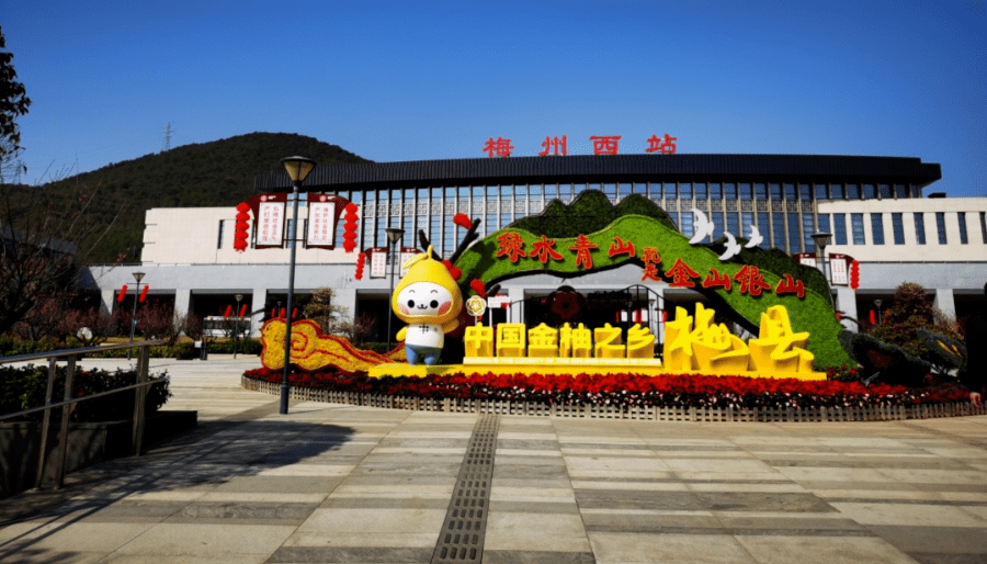 正式对外营业梅州西高铁站p1室内停车场上线啦