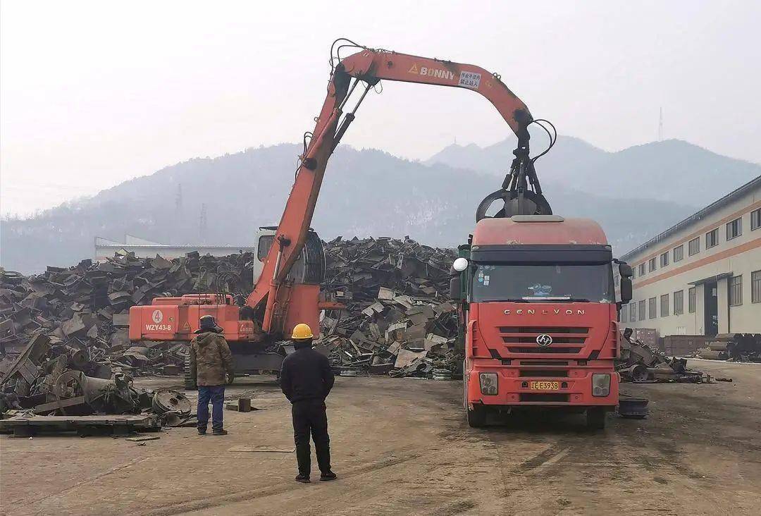 本溪废钢铁基地一座大院子俩世界500强
