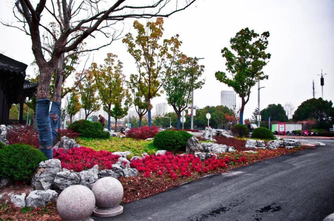 打造匹配世园的城市形象——仪征解放路节点景观