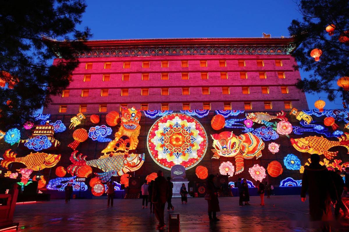 走马观花看西安城墙新春灯会南门广场巨龙彩灯成新春打卡热地