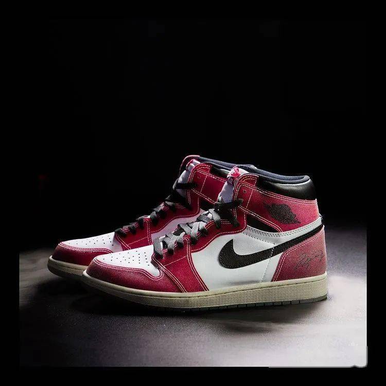 超限量trophyroomaj1官宣本周发售鞋贩高调炫后门鞋友怒喷官方表达不