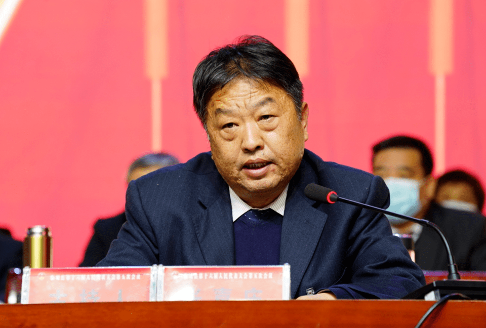 临城县人大十六届五次会议召开第三次全体会议