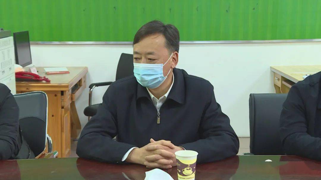 2月10日,县长黄枝君,副县长赵红玲到我县新冠肺炎疫情防控工作领导