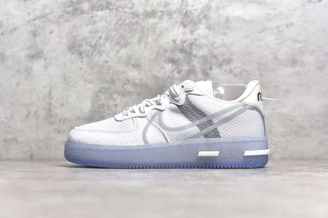 af1骨白冰蓝怎么搭裤子_骨白冰蓝图片