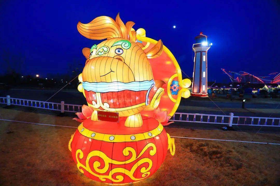 化身,最为常见的吉祥神兽,狮子是我国民俗文化中为舞狮与灯笼造型灯组