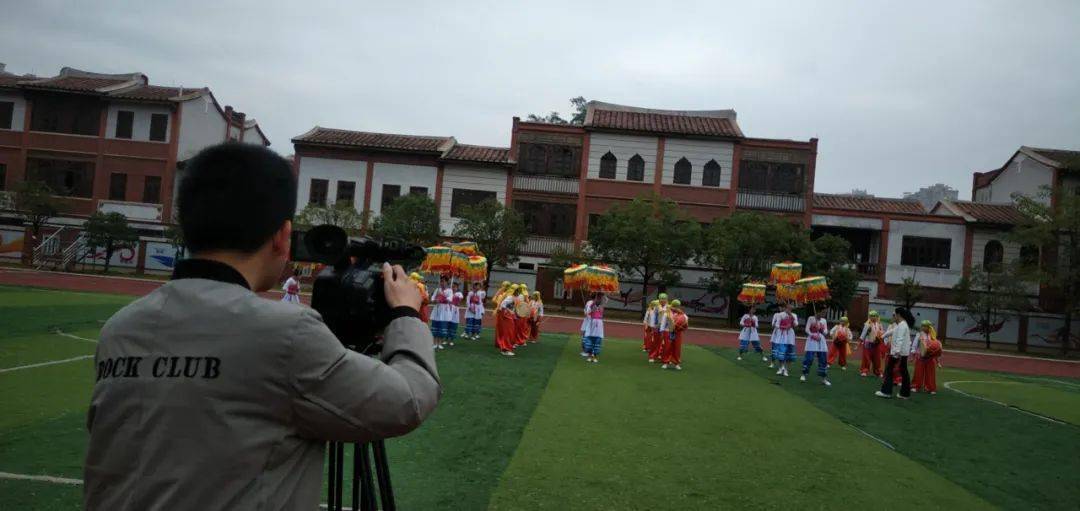 《漳州非遗小课堂2》 漳台大鼓凉伞舞(漳州市龙师附小)