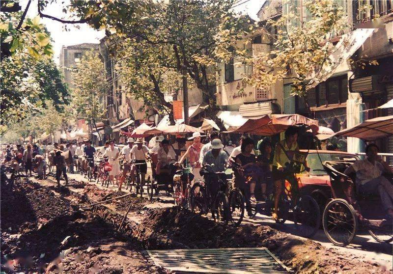 视频来源浙江新闻,照片选自"壮丽70年·瓯越新时代"温州市庆祝新中国