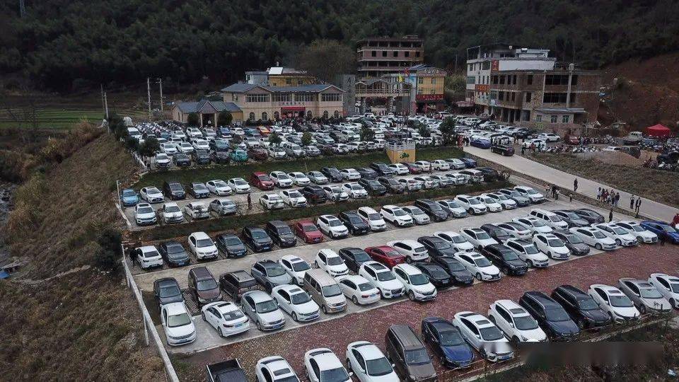 屏山县旅游公司 230aef2f1d3b4331b11a40dbdb066b71.jpeg