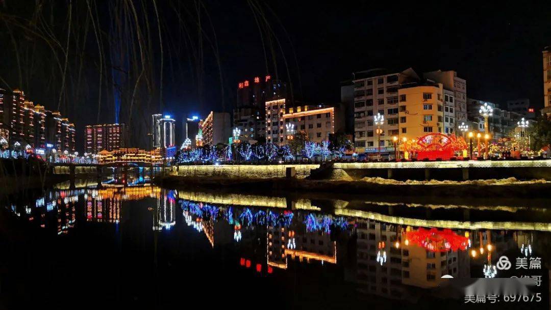 快看万源的街头夜景美翻天啦