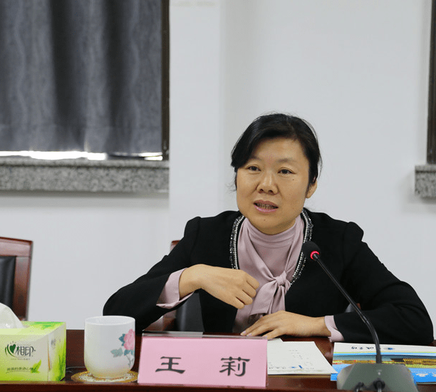 争议中的"白酒院士":为爱情到茅台,入职时曾"不会喝酒"_王莉尚