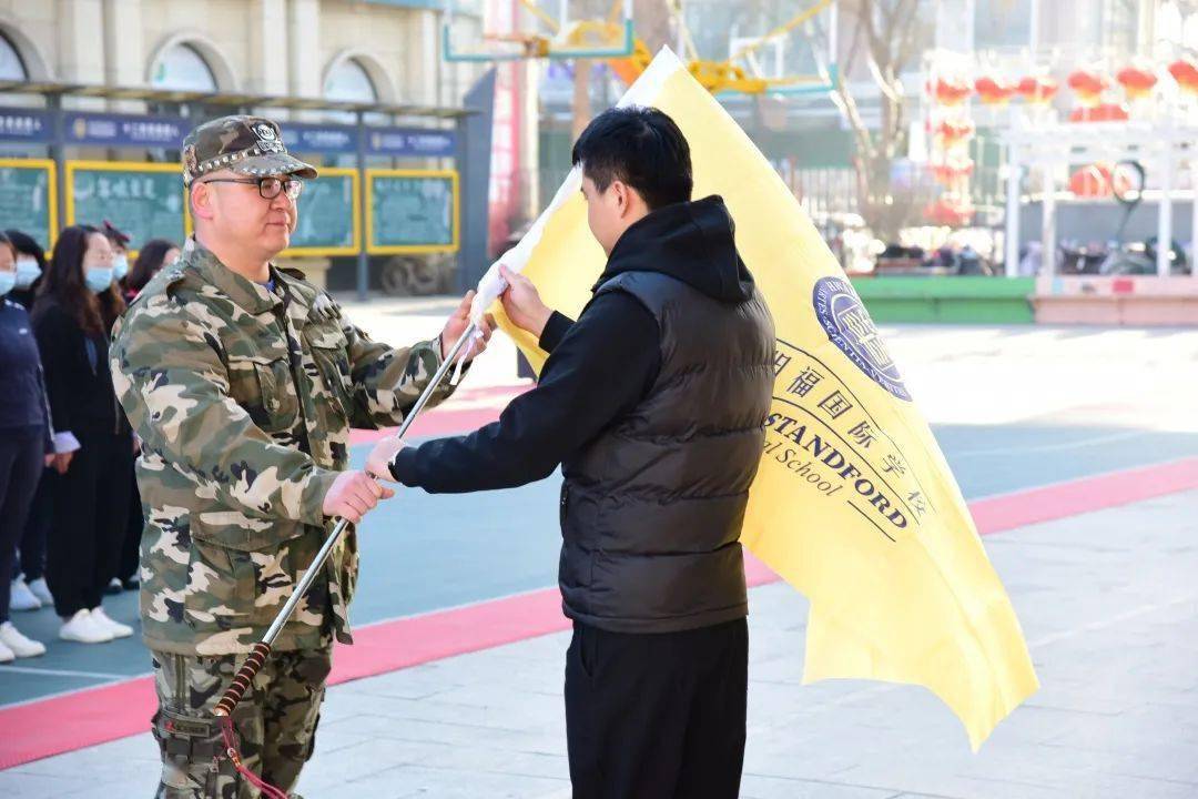 丁丁开年集训新岁序开同赴新程勇者胆略展军人风范