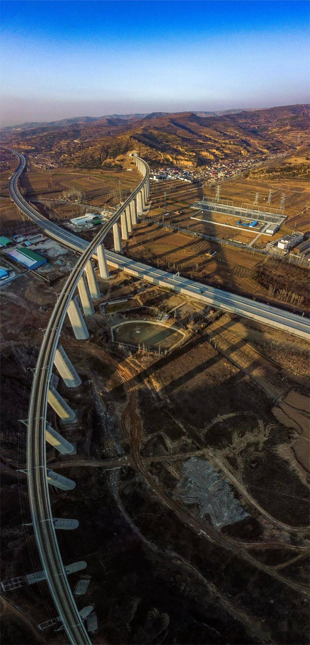 我叫浩吉铁路!灵宝东站航拍图来了