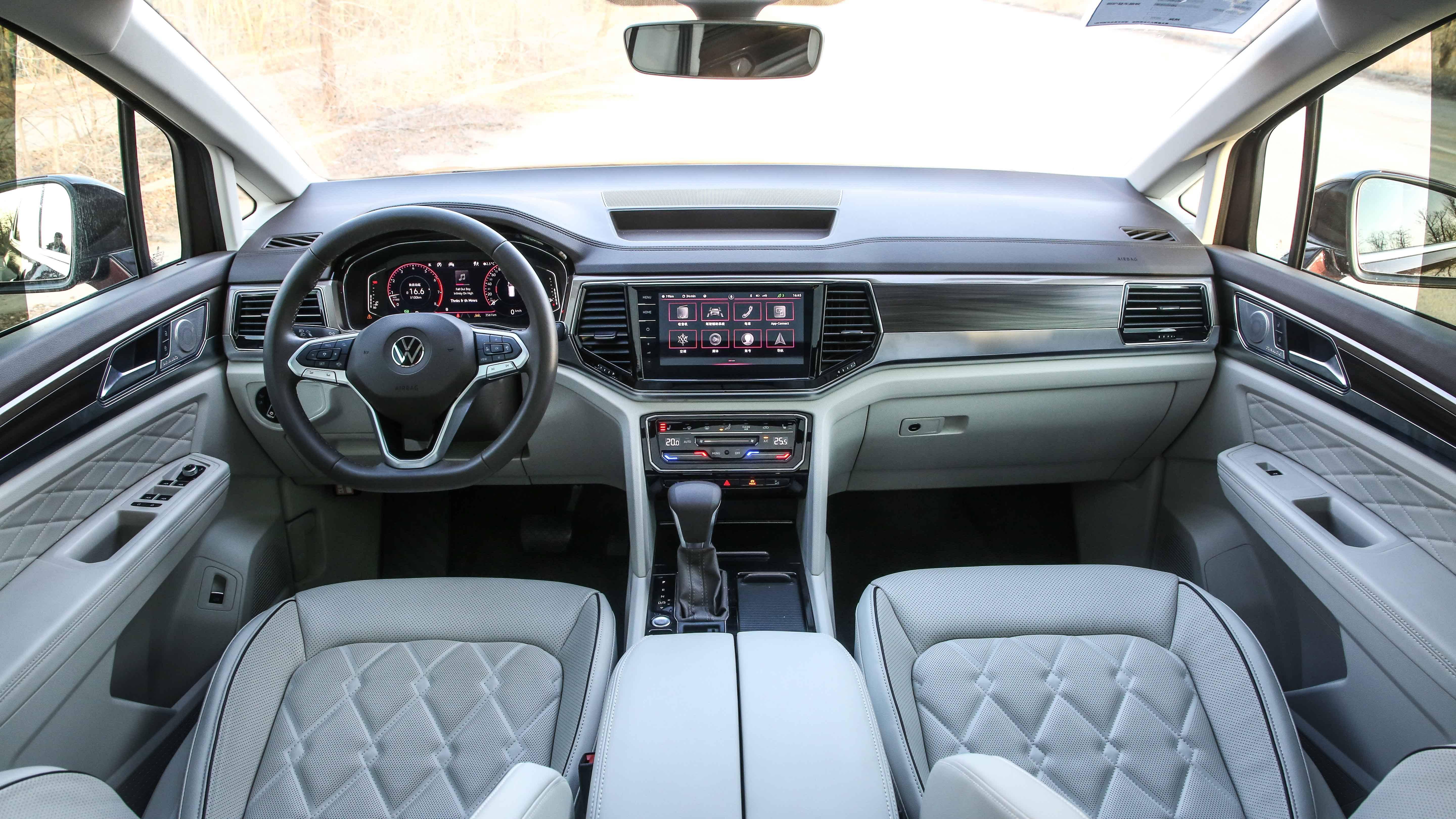 全面赶超别克gl8试驾上汽大众威然380tsi