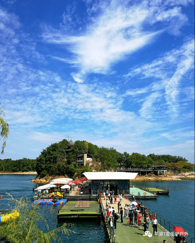 【龙山岛】瞻仰海瑞塑像,聆听海瑞生前动听故事,也可以品尝孝母饼