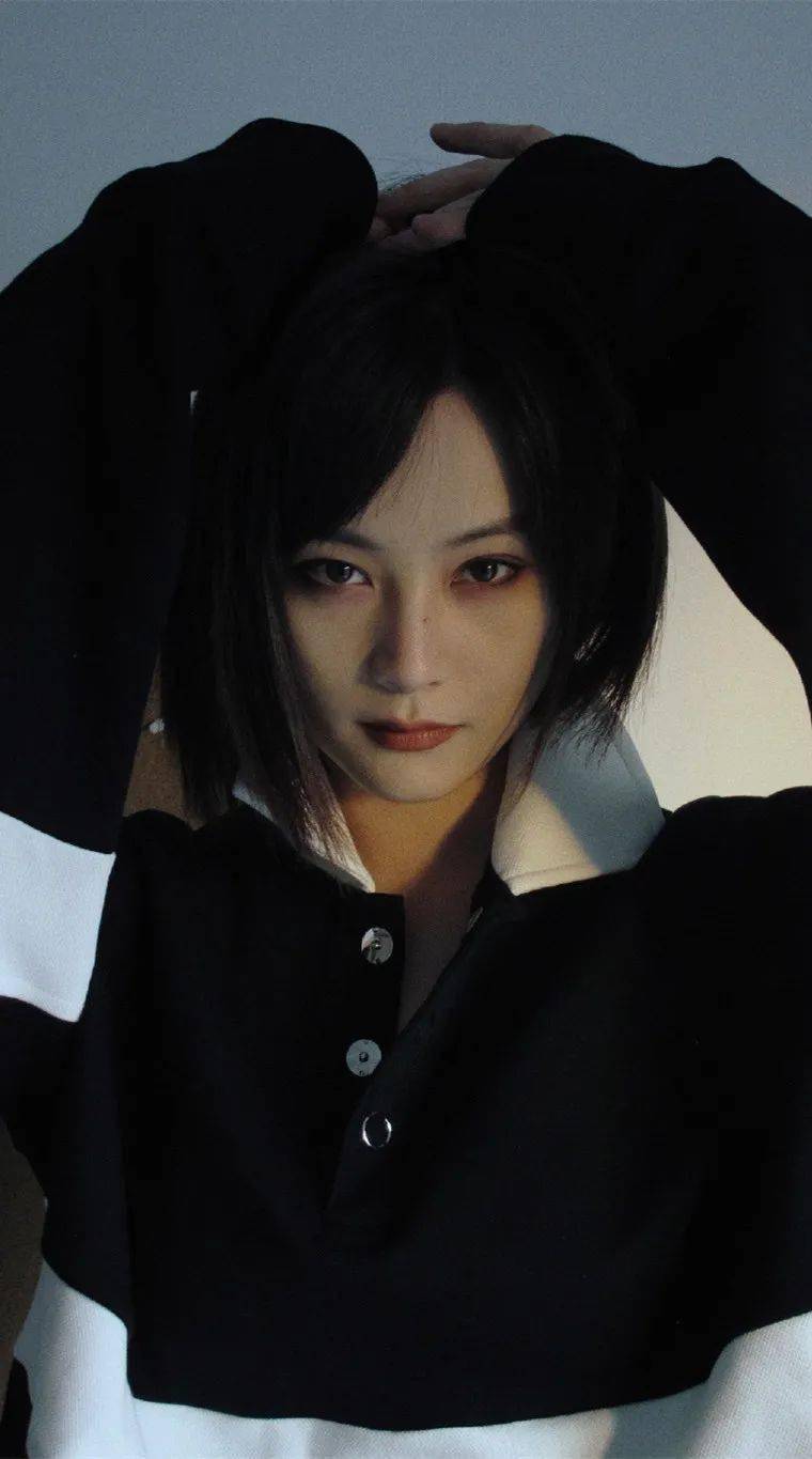 手机壁纸尚语贤