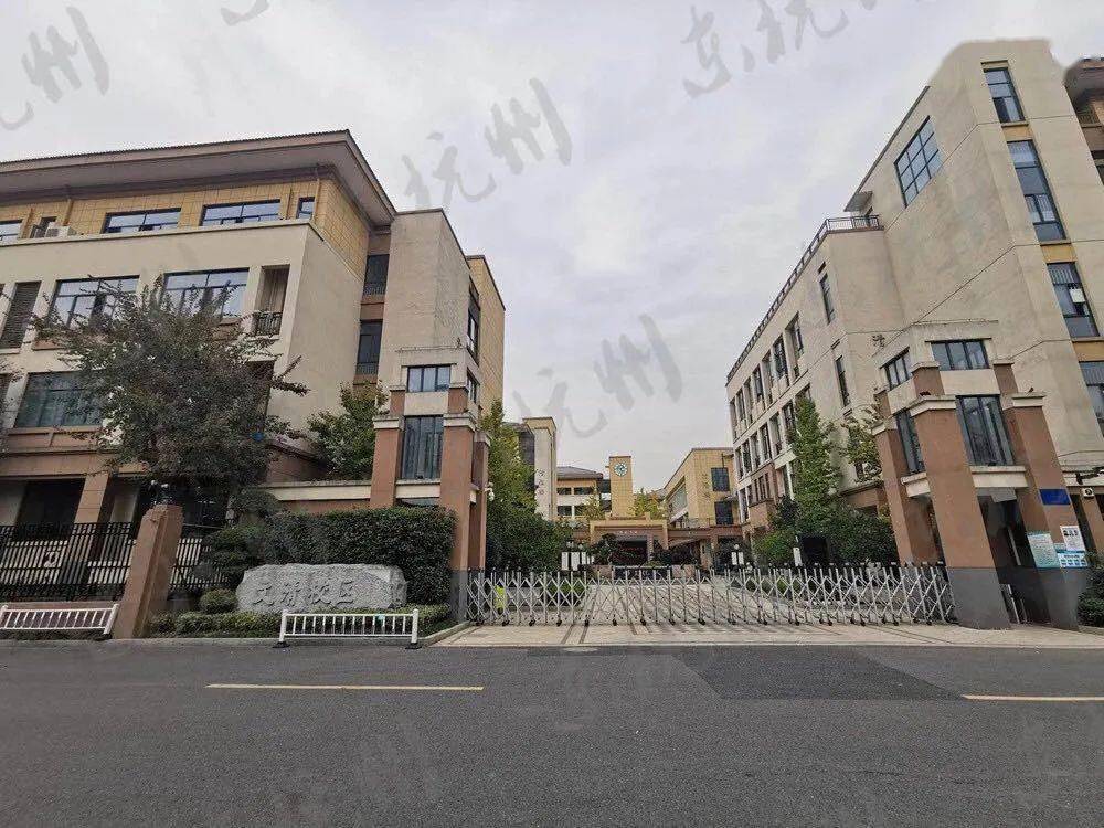 最高成交价达48万㎡的文海学区房究竟该不该买