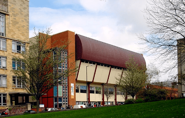 哈鲁2021录取重磅本科双非背景斩获布里斯托大学博士录取