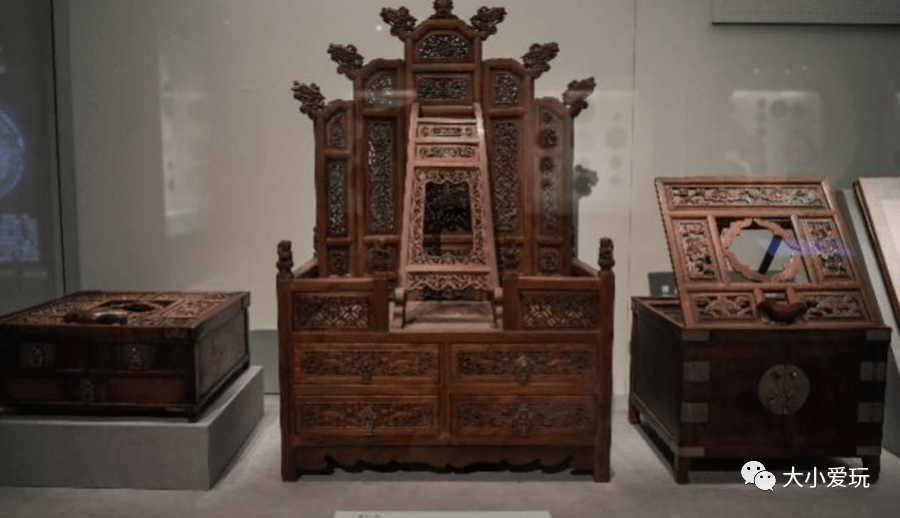 秦朝之前铜镜在现在看来不算名贵就藏在一面面古镜之中沧桑历史一定会