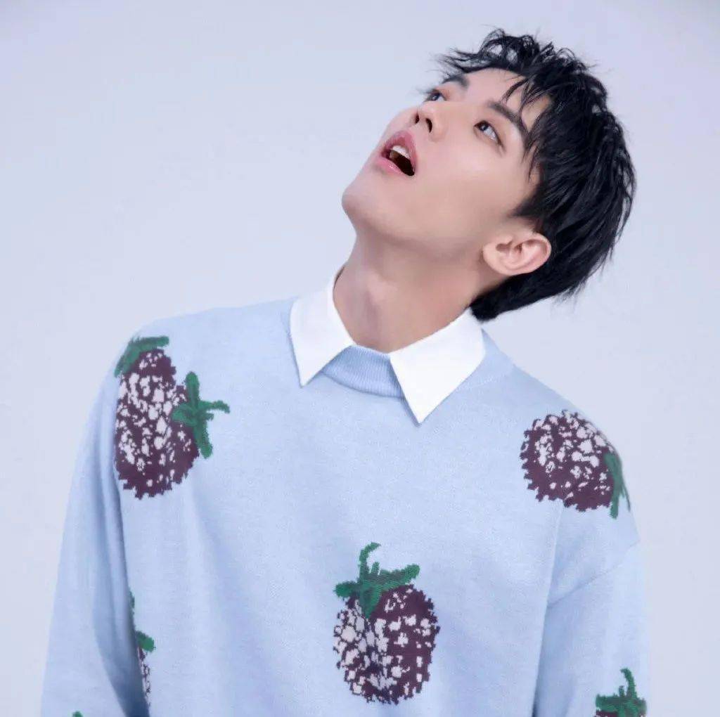 微信头像周峻纬