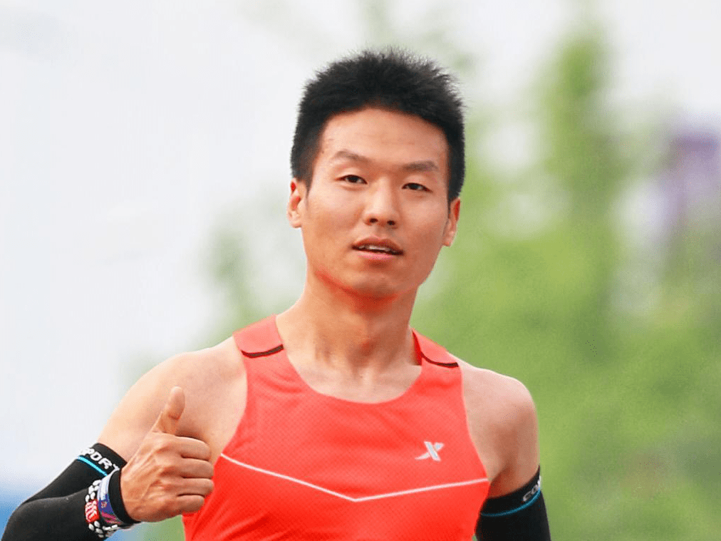 忒美咧,90名"官兔"带你跑杨马!