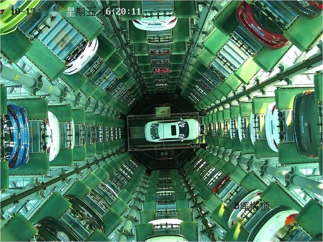 城区淮河北路电大旁,采用我公司2座"智能化多出入口圆形塔式立体车库"