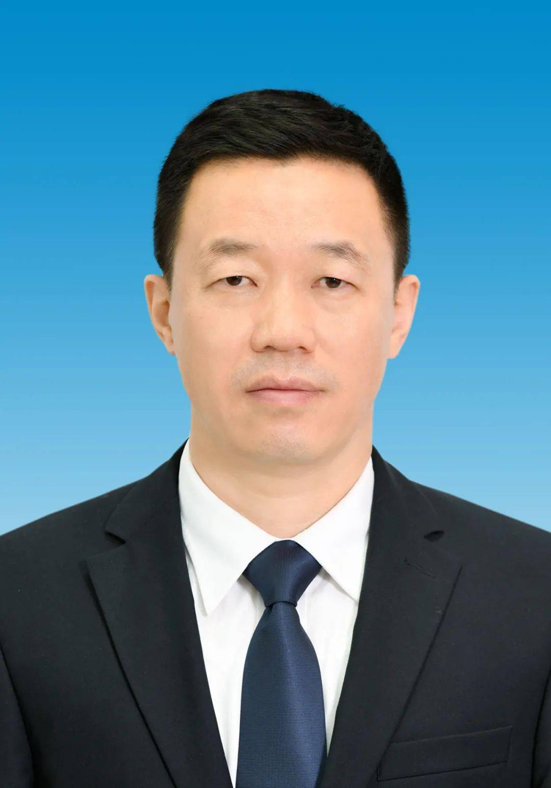 李理任鄂尔多斯市政府代市长!