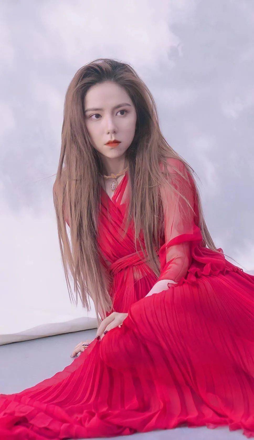 见过淡妆的邓紫棋吗?清纯又可爱