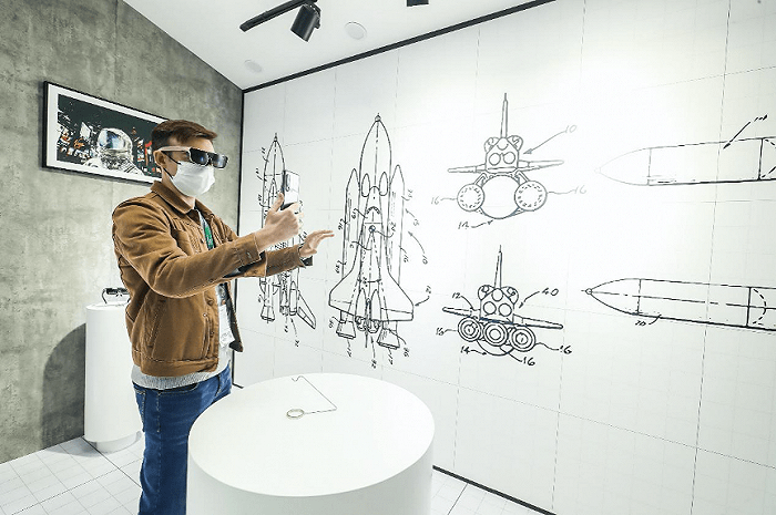 卷轴|除了隔空充电,OPPO在MWC2021上还带来了这些黑科技