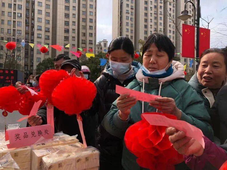 一个玉一个四万猜什么成语_崔永元回应辞职央视消息人士爆猛料(2)