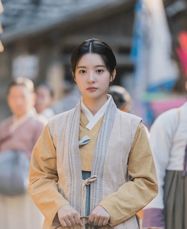 69696969696969陈智熙饰演的是姜玛莉和刘东弼的女儿