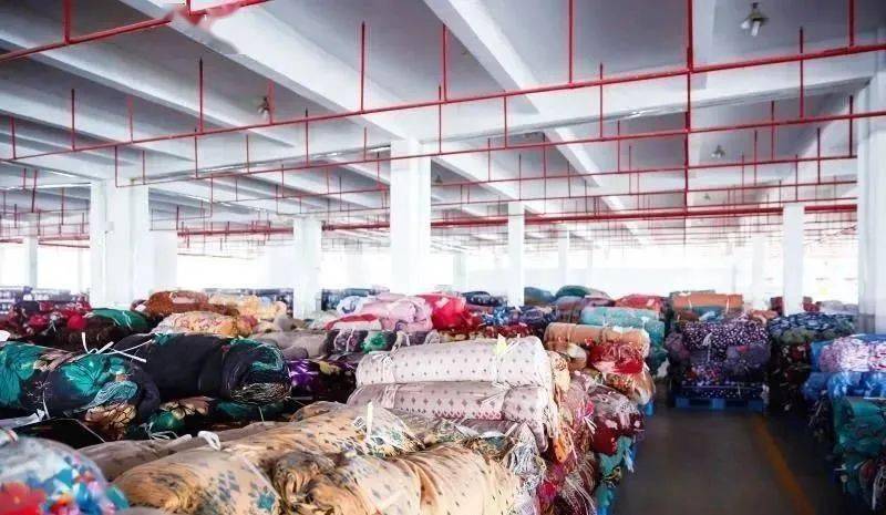 织造厂家取消客户月结、年前报价全部作废,绍兴某印染企业生产排到3月后,最近的纺织市场,真是火!