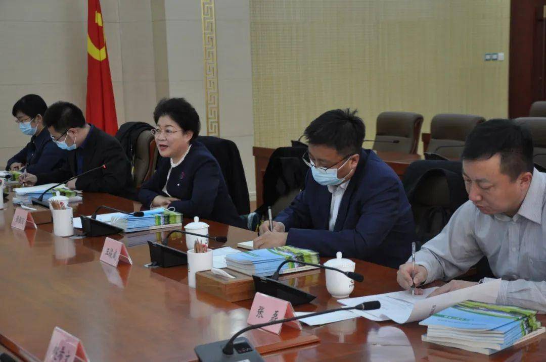 自治区领导来我市调研春季开学准备工作 奇飞云出席座谈会_乌兰察布