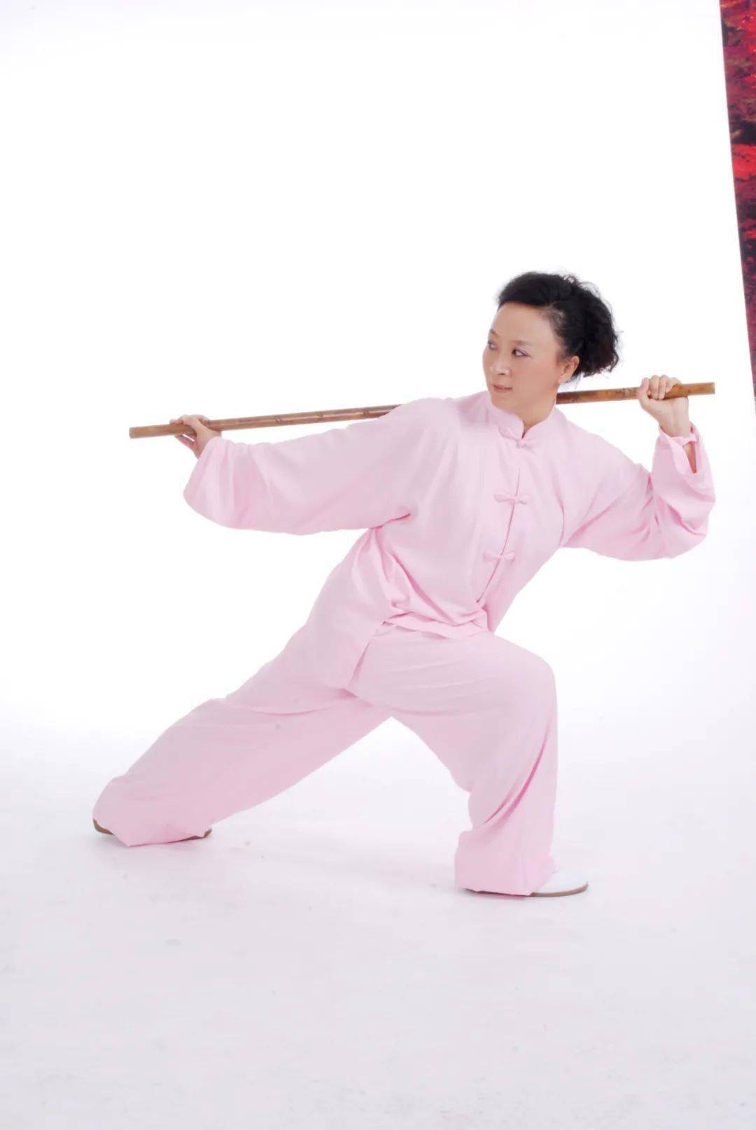 太极养生杖动作名称及要领图片的简单介绍