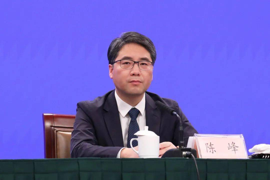 校园管控继续各项"硬核"措施!