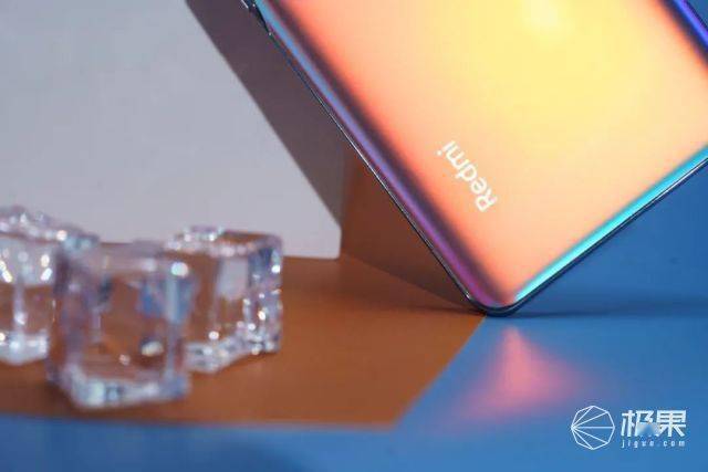 旗舰|Redmi K40系列体验：顶配硬件水桶机，定价实在是太狠了