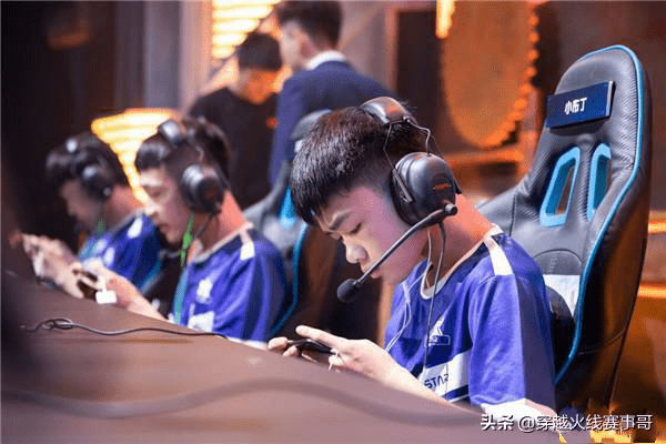 布丁排行_人人布丁等公司多款应用排名下跌过百位