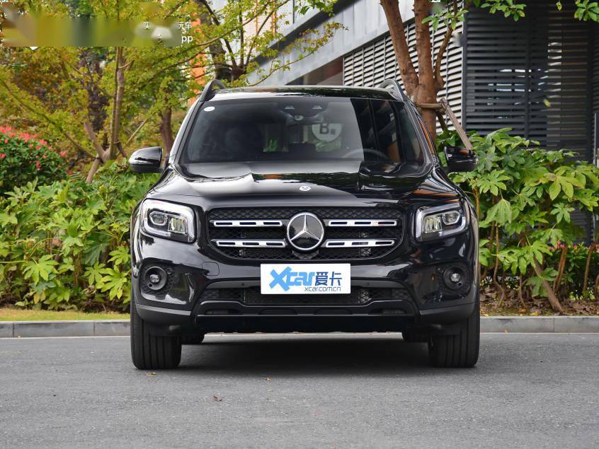 新款北京奔驰glb正式上市车型售价(万元)glb 180 动感型29.