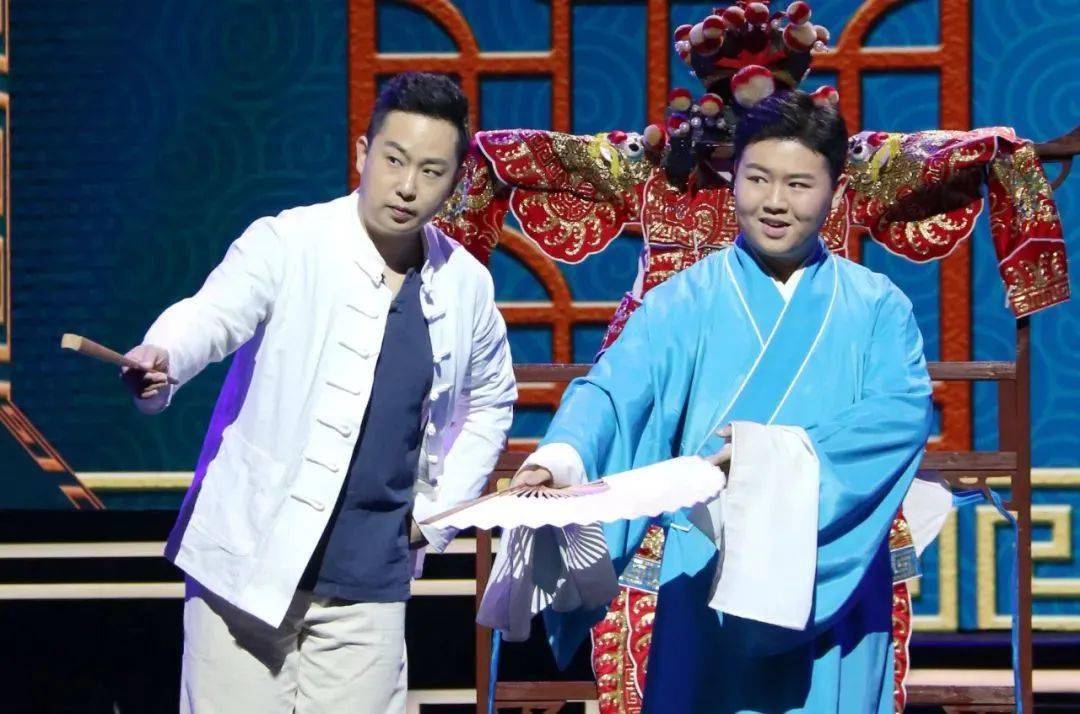 楚剧《梁祝·访友》周诗文 何汶杰汉剧《贵妃醉酒》朱敏 冯玥函黄梅戏