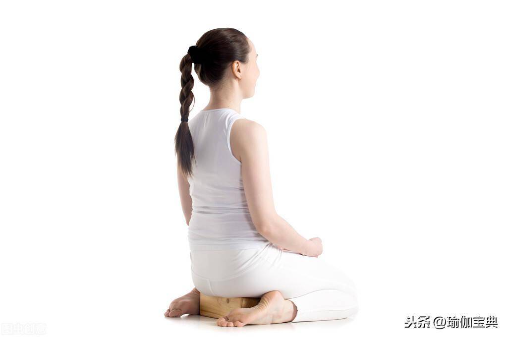 不像其他瑜伽体式,雷电坐式可以在饭后练习.