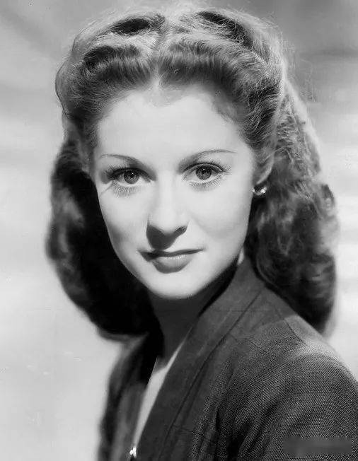 这位芭蕾舞大师在上海大银幕的三次亮相_莫伊拉·希勒