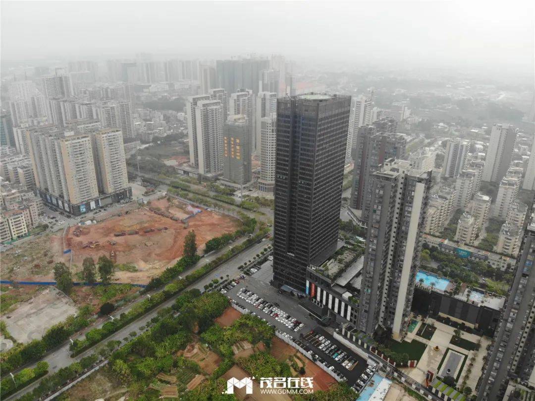 茂名真正超高层地标建筑来了270米的华厦广场已经完成清表