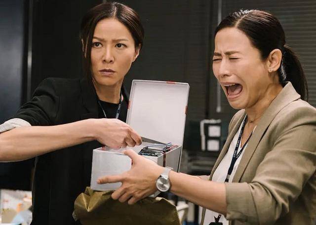 戏份少！“陈三元”滕丽名成挂名女主，被车门夹断手指仍坚持拍戏